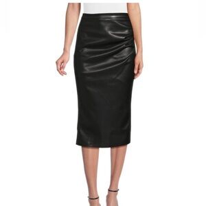 ✨ Calvin Klein ✨faux leather pencil skirt